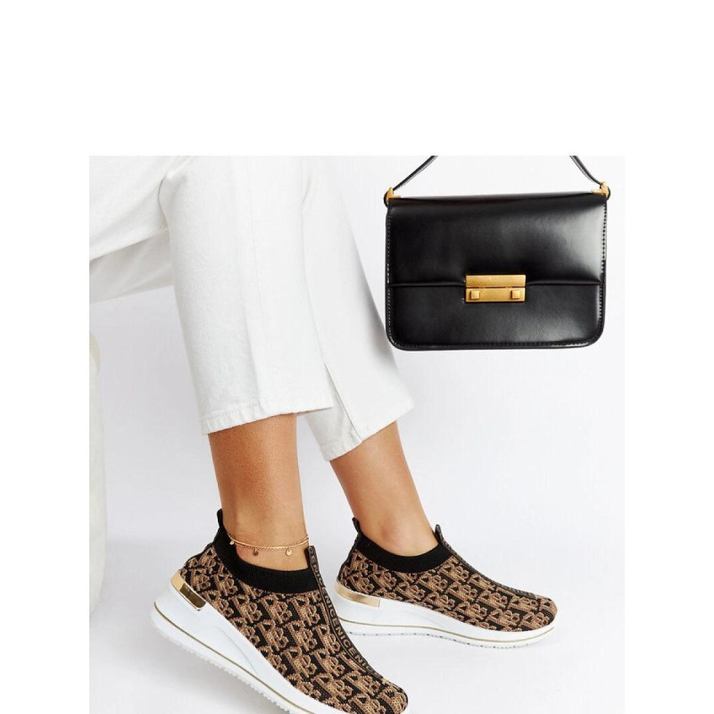 207749 Baskets Solea