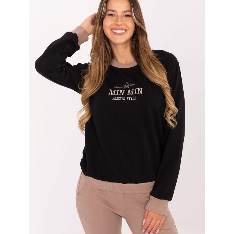 217304 Sweatshirt Relevance