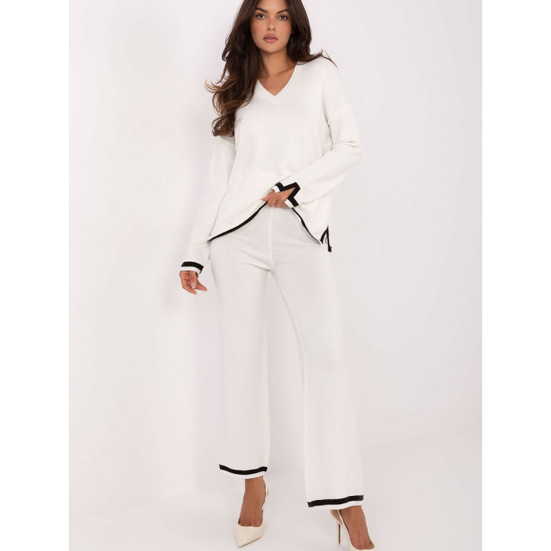 216697 L`ensemble Italy Moda