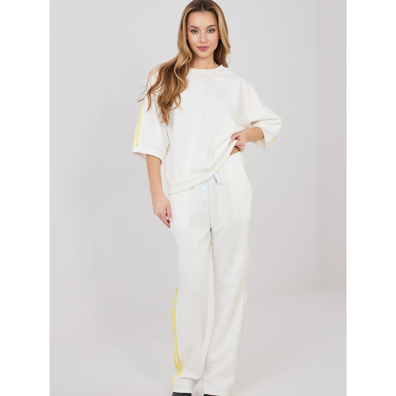 225547 L`ensemble Rue Paris