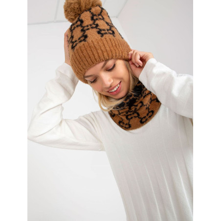 185913 Bonnet AT