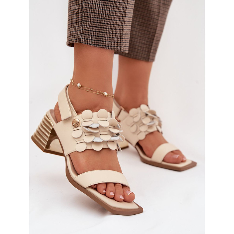 225349 Sandales à talons Step in style