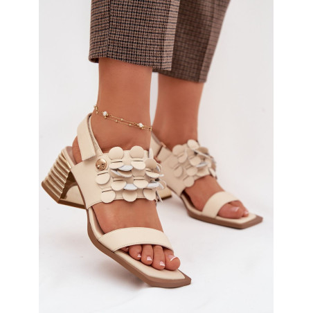 225349 Sandales à talons Step in style