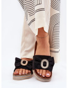 210764 Clacquettes Step in style