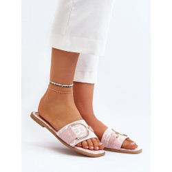 194132 Clacquettes Step in style