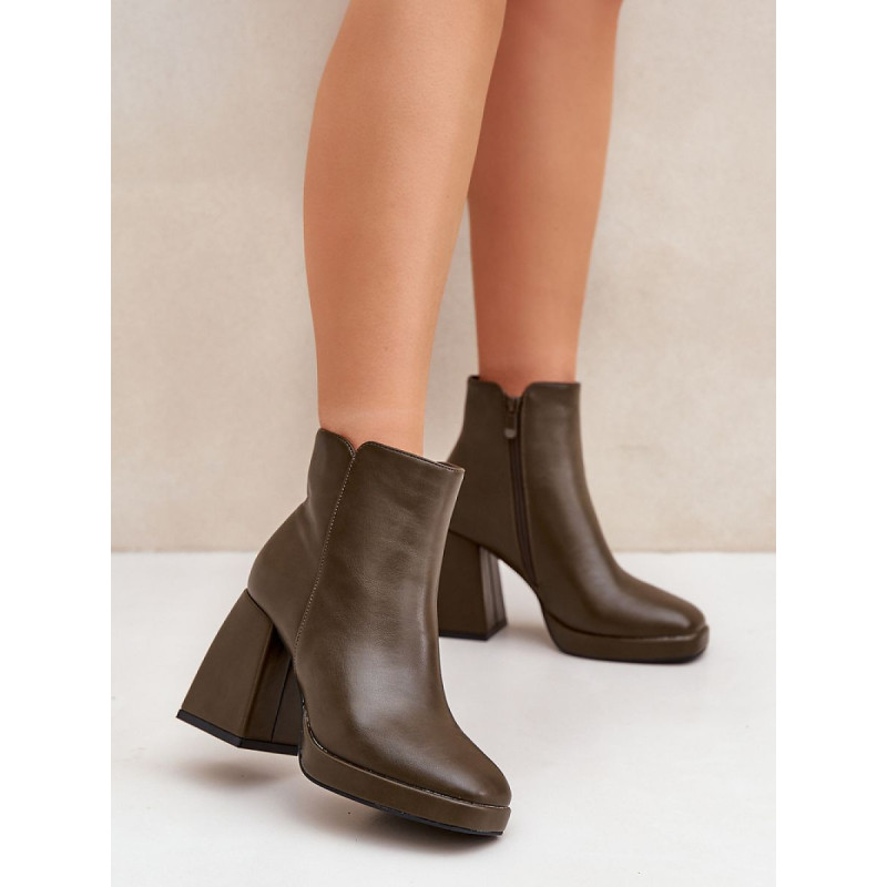 204677 Bottes à talons Step in style