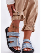 183452 Clacquettes Step in style