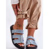183452 Clacquettes Step in style