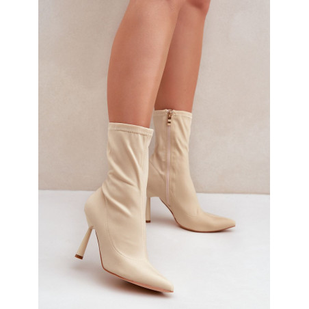 204701 Bottes à talons Step in style