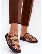 212147 Clacquettes Step in style
