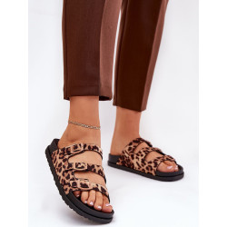 212147 Clacquettes Step in style