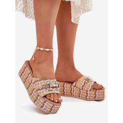 213949 Clacquettes Step in style