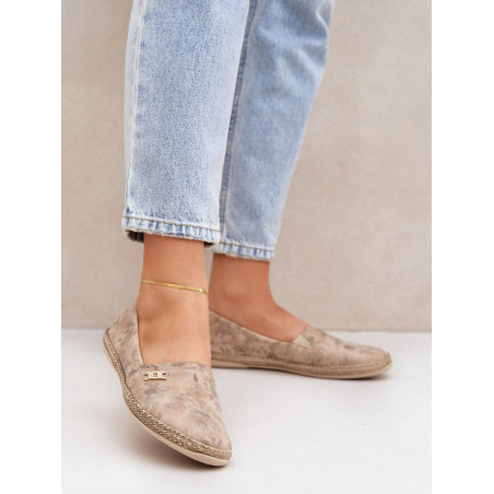 208322 Espadrille Step in style