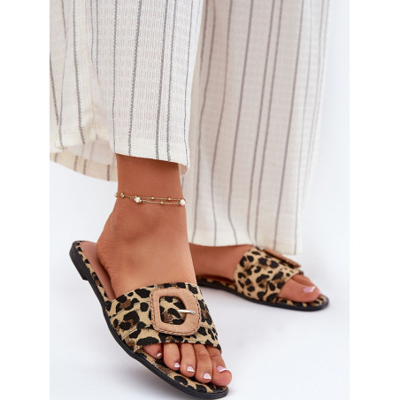 213966 Clacquettes Step in style