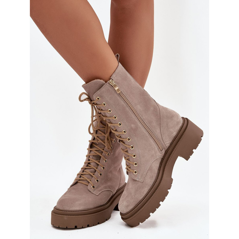 219116 Bootie Step in style