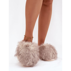 221937 Pantoufles Step in style