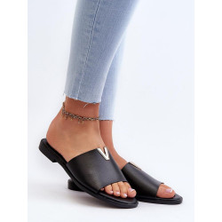 196342 Clacquettes Step in style