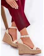 209913 Cothurnes Step in style